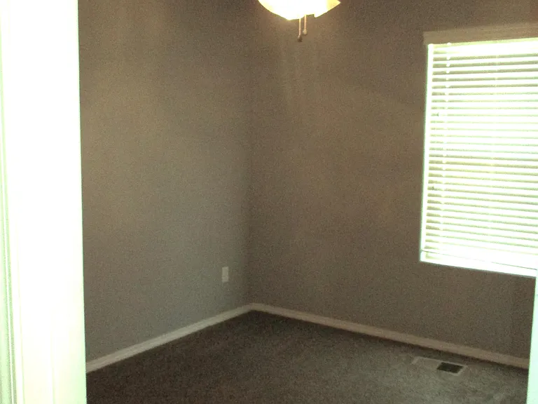 2432 Violeta Cir SE — Photo 18