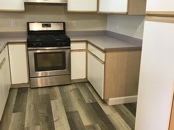 2nd image of 1297 Chardonnay Dr
