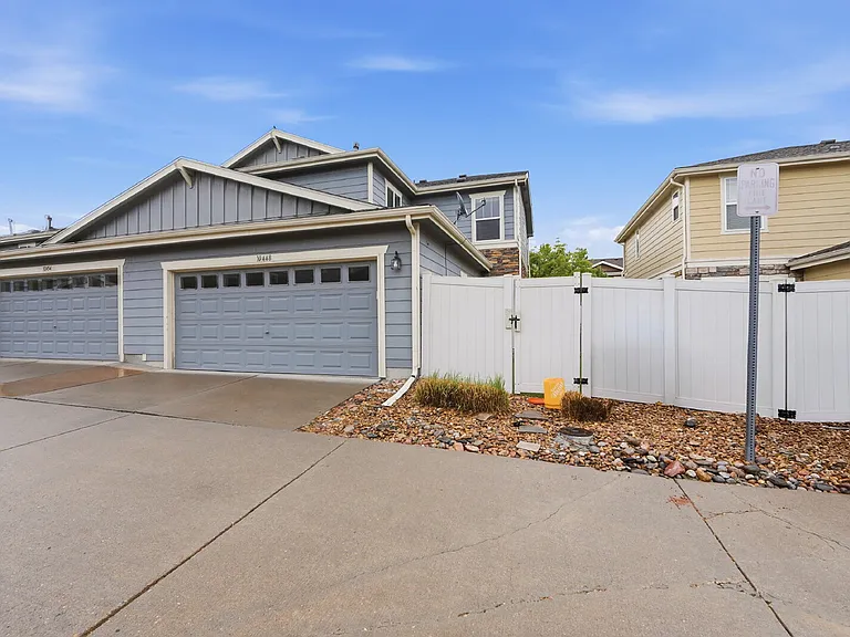 10448 Garland Dr — Photo 16