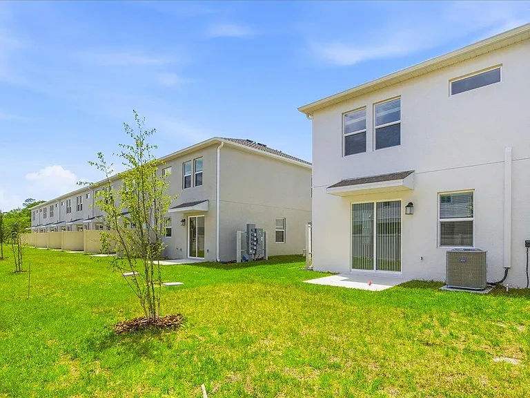 3064 Chromatic St — Photo 27