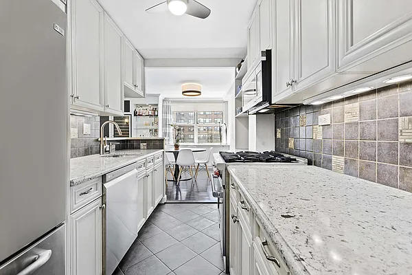 Sold by Compass | media 19