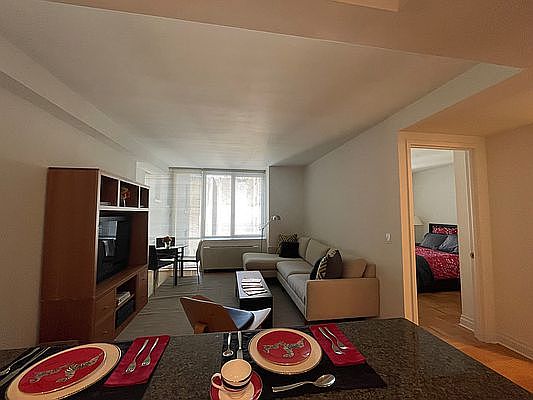 1st image of 1510 Lexington Ave APT 5B