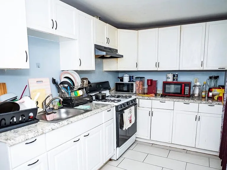 117 Barnt Ave — Photo 3