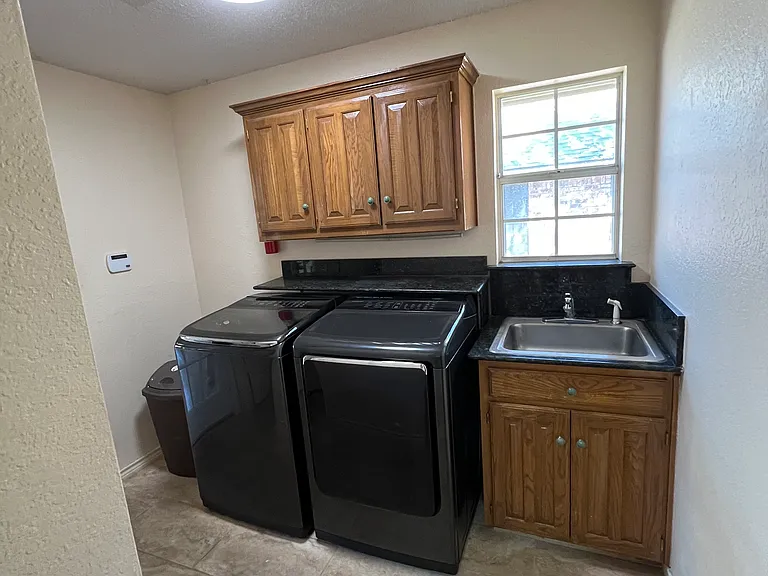2821 Grand Oak Dr — Photo 25