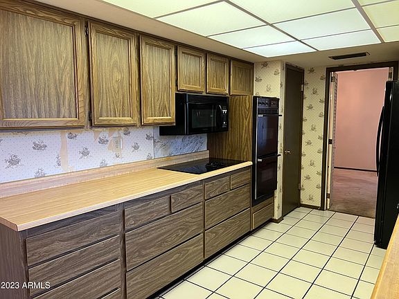 4th image of 9707 W Terrace Lane