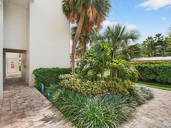4th image of 3908 S Ocean Boulevard #127
