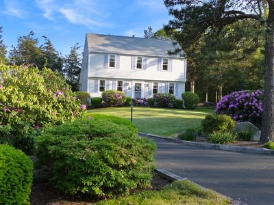 83 Colonial Way, Falmouth, MA, 02540