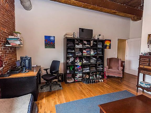4th image of 2136 E Columbia Ave #205