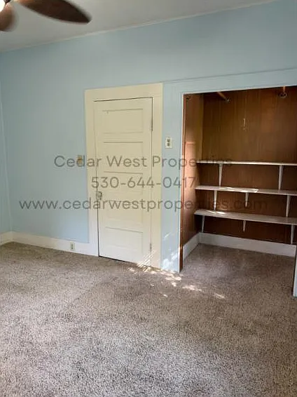 975 Coleman St — Photo 10