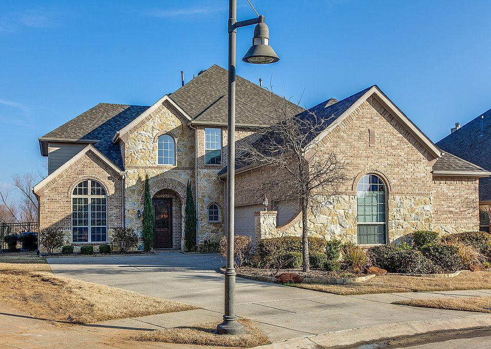 1st image of 8228 Victoria Ln