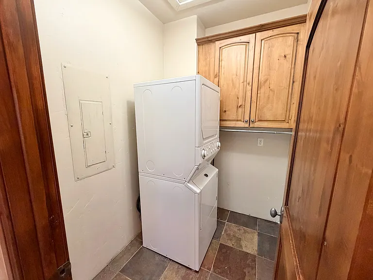 1342 W 310 N — Photo 11