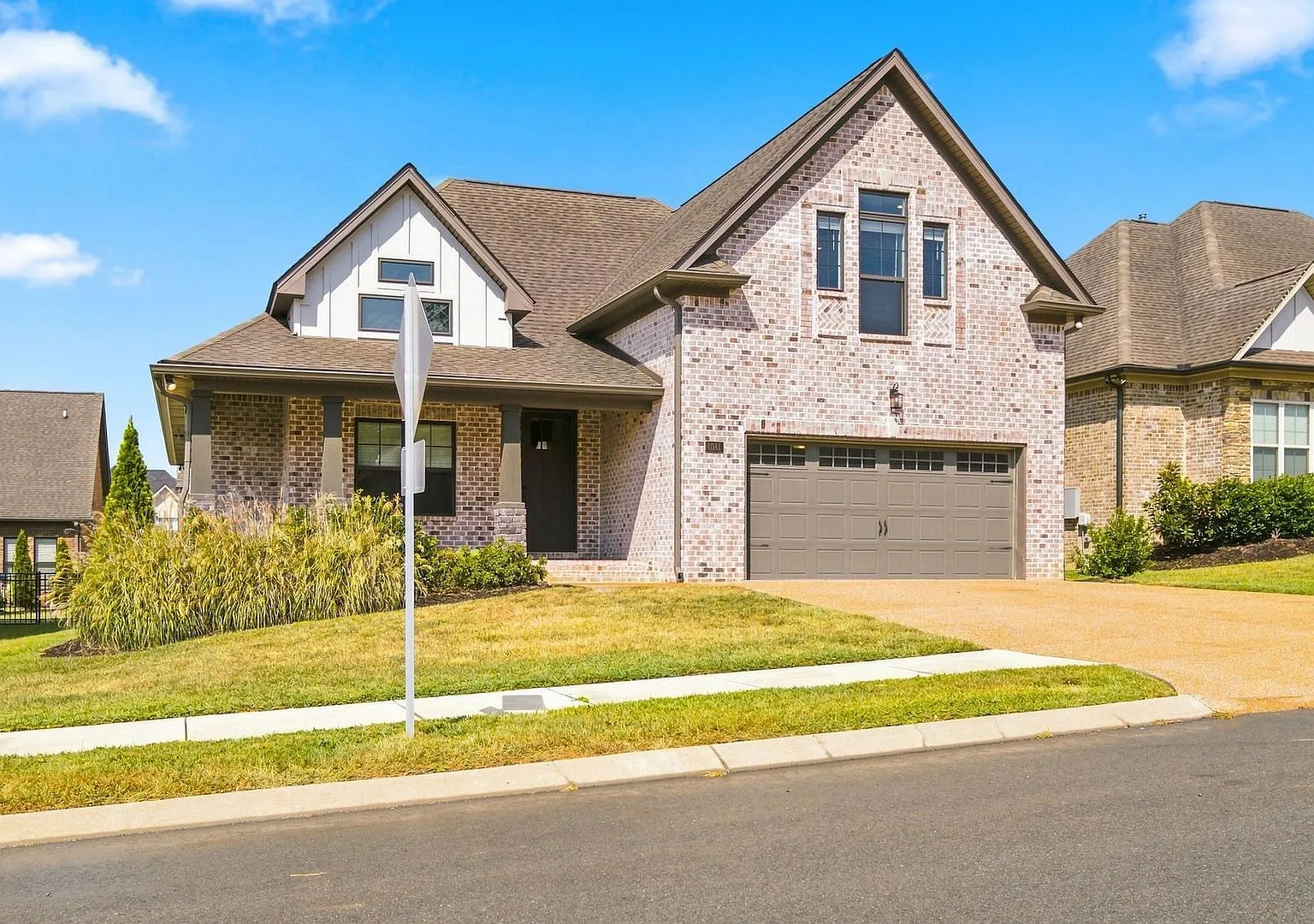 For Lease - 3BR, 2.5BA, 2300sqft home (Gallatin) — Photo 2