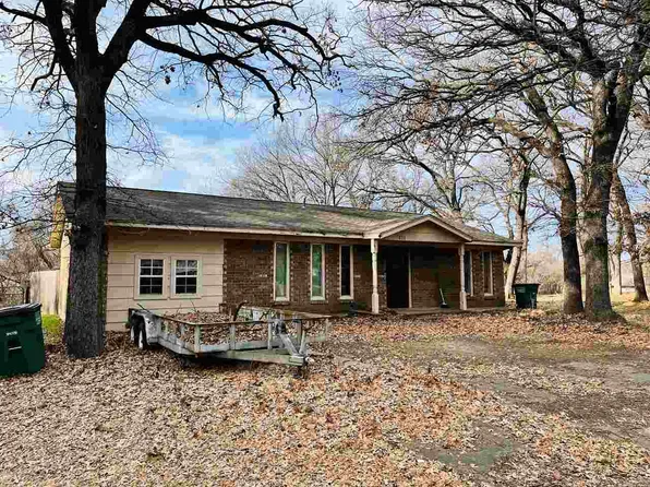 411 S Eaton Dr, Perkins, OK 74059