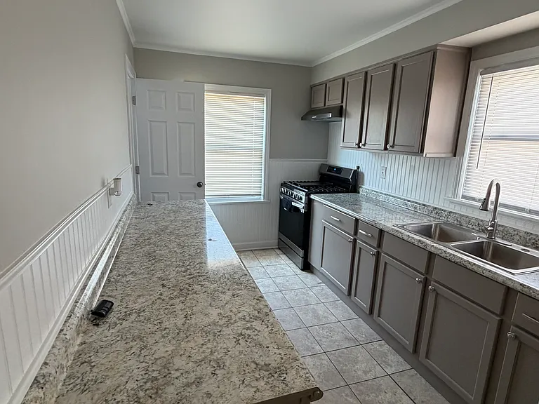 5368 W Otto Pl — Photo 8