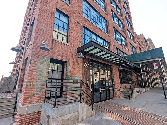 Rented by Spire Group | media 25