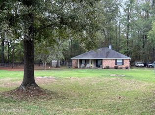 141 Highland Dr, Florence, MS 39073