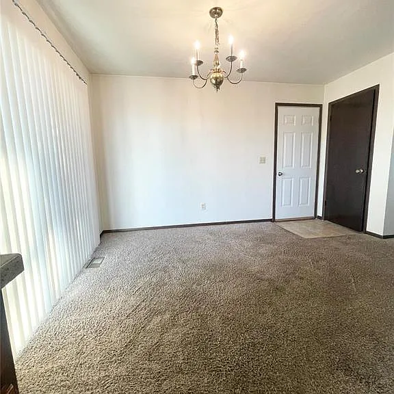 139 Stacy Dr — Photo 7