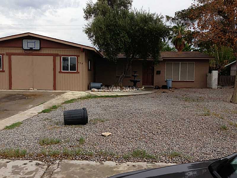 1st image of 904 Lady Marlene Ave
