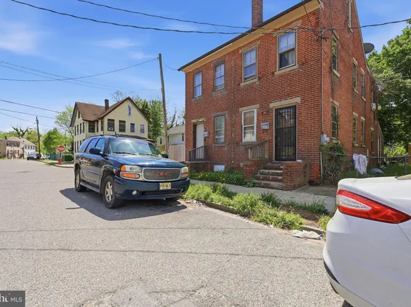 235 Sinnickson St, Salem, NJ 08079