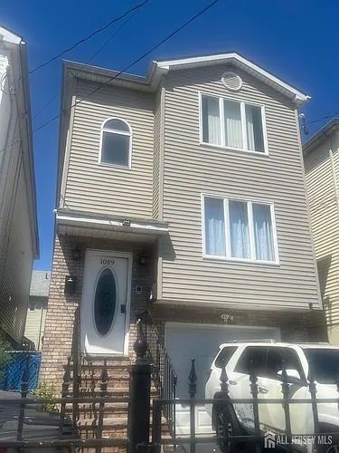 1089 Magnolia Ave Photo 1