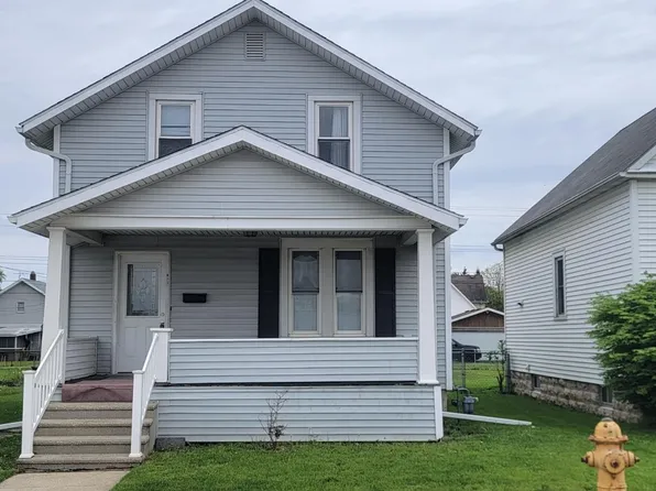 829 Wolf Ave, Fremont, OH 43420