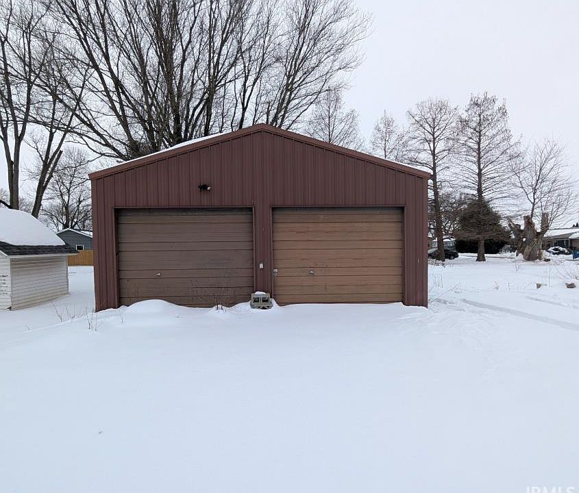 2nd image of 6 West St