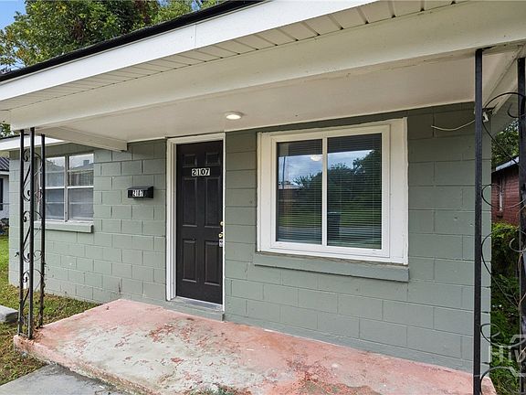 5th image of 2107 Augusta Avenue