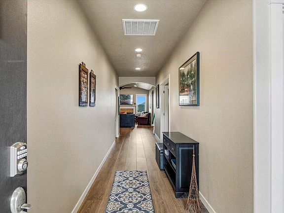2nd image of 4433 SW Majestic Ave