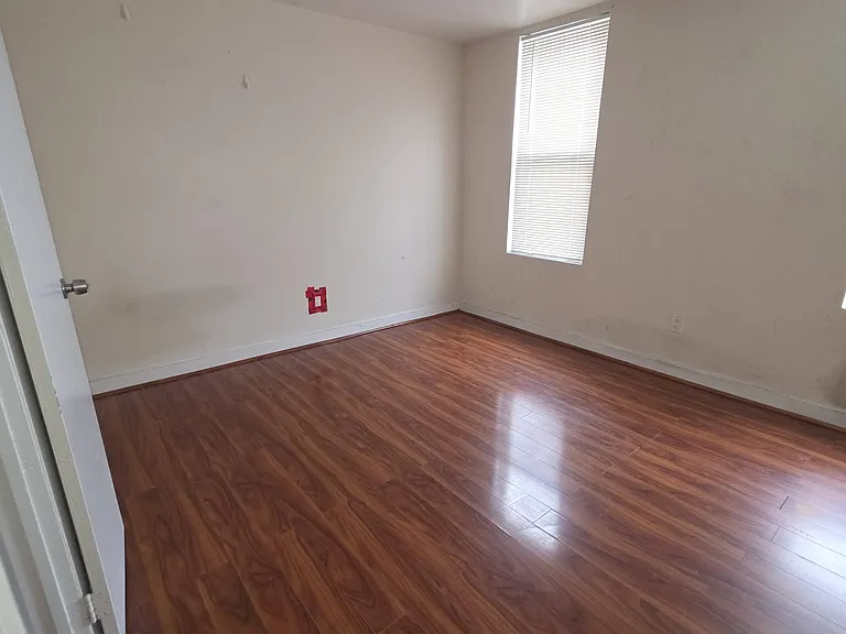 4200 Powelton Ave #2 — Photo 4
