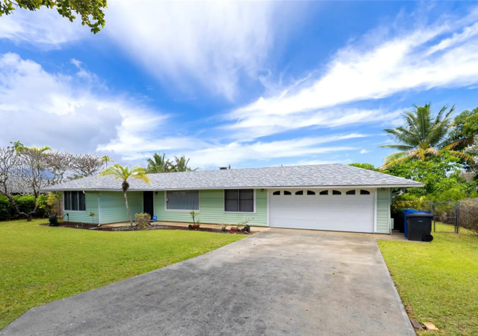 Live the Kailua Lifestyle! — Photo 1