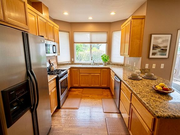 2nd image of 105 Kelly Way
