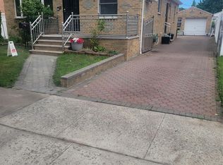 157-27 23rd Ave, Flushing, NY 11357