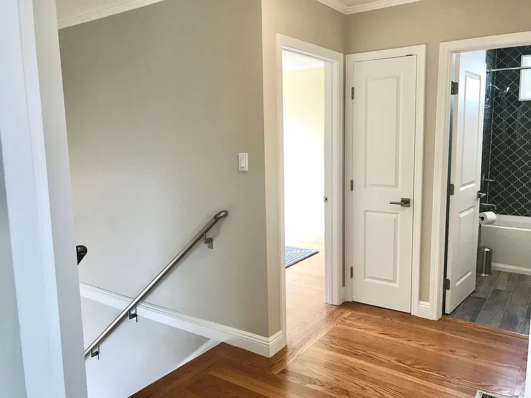 730 Myra Way — Photo 23