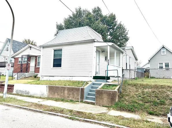 4159 Schiller Pl, Saint Louis, MO 63116