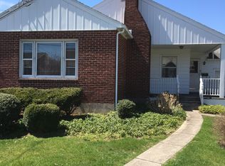 1865 Lincoln St, Bethlehem, PA 18017