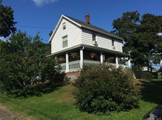 9 Grace St, Danbury, CT 06811