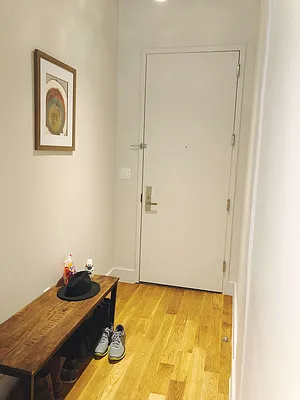 Rented by Manhattan Management LLC | media 52