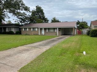 1110 W Claiborne Ave, Greenwood, MS 38930