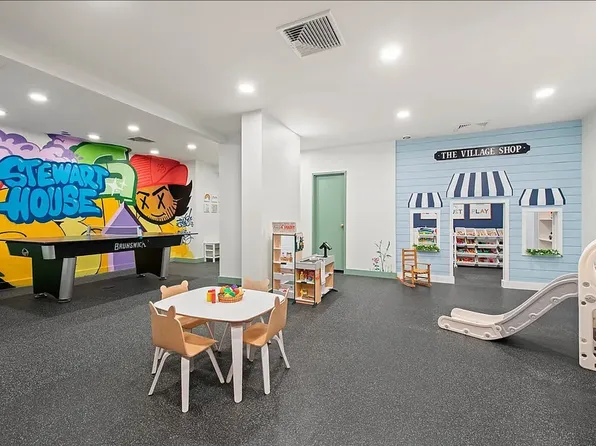 70 East 10th Street image 20 of 21