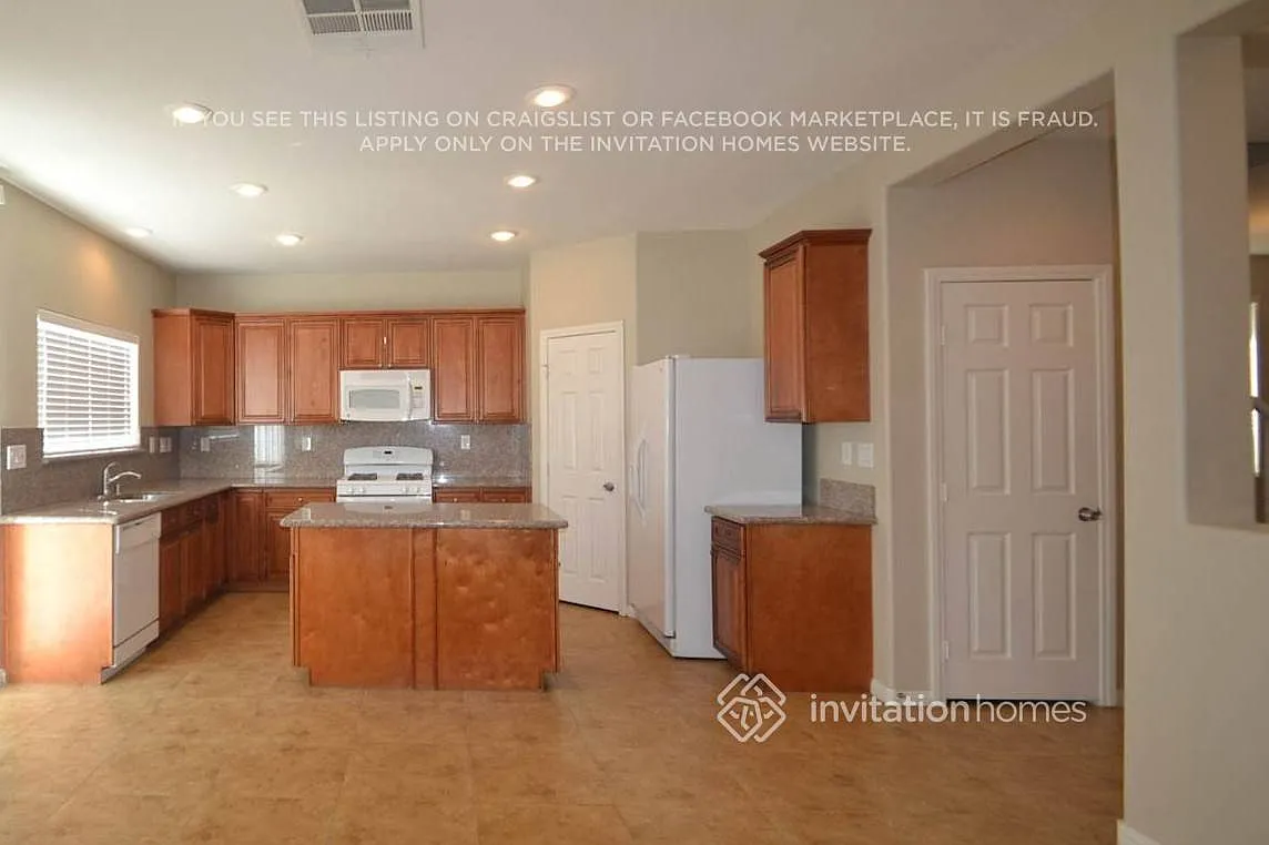 6133 Berrien Springs St North Las Vegas, NV 89081 — Photo 3