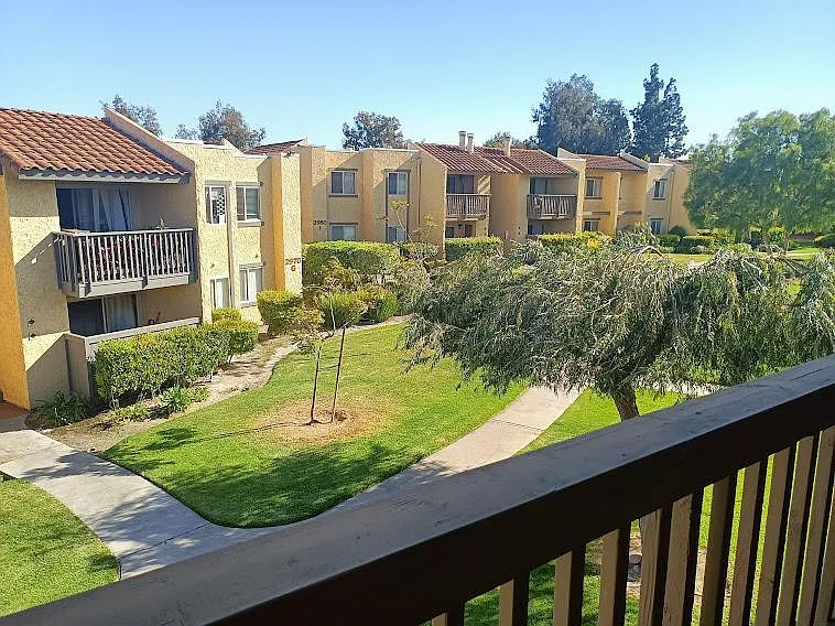 2950 Alta View Dr — Photo 7