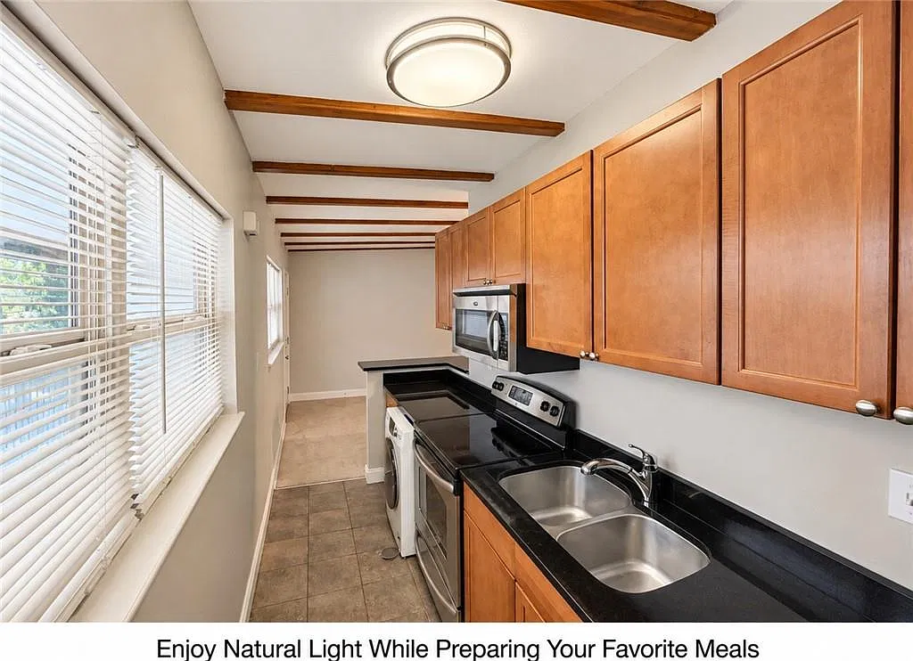 1 bed, 1.0 bath, 585 sqft, $1,650 — Photo 3