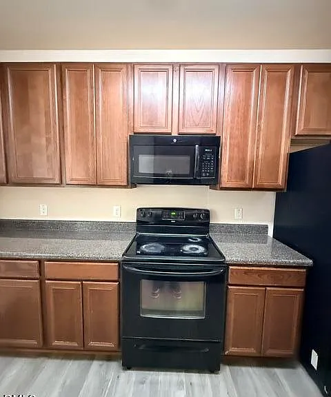 806 Carpenter Glenn Dr — Photo 15
