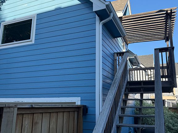 2nd image of 223 Maggie St #B
