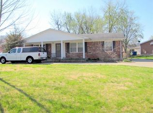 904 Cole Blvd, Saint Charles, MO 63301