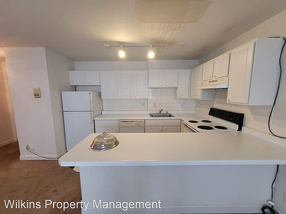 2nd image of 1321 N Franklin Pl APT 4B