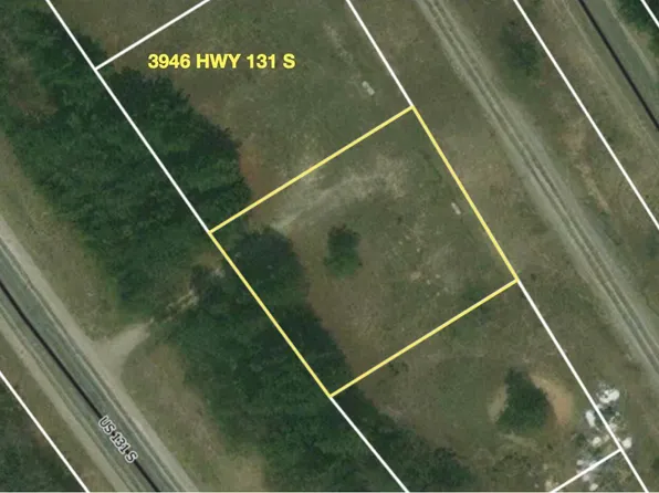 3946 Us Highway 131 S, Boyne Falls, MI 49713