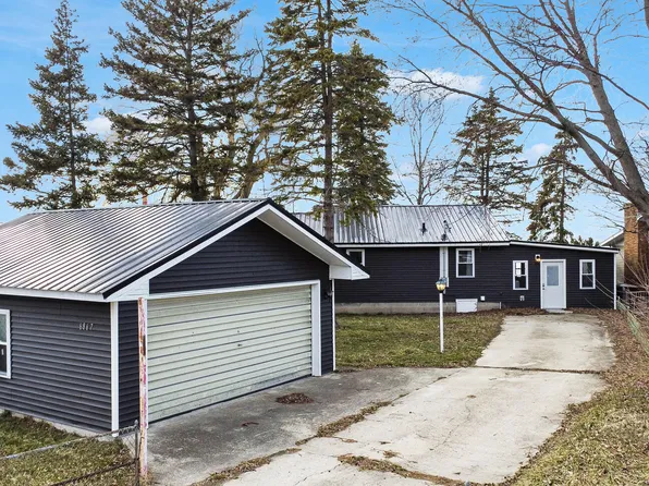 6867 Debralyn Dr, Unionville, MI 48767