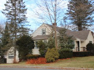987 North St, Pittsfield, MA 01201