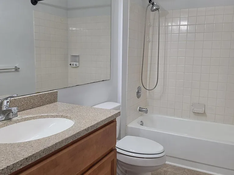 26 Colonial Ct — Photo 10